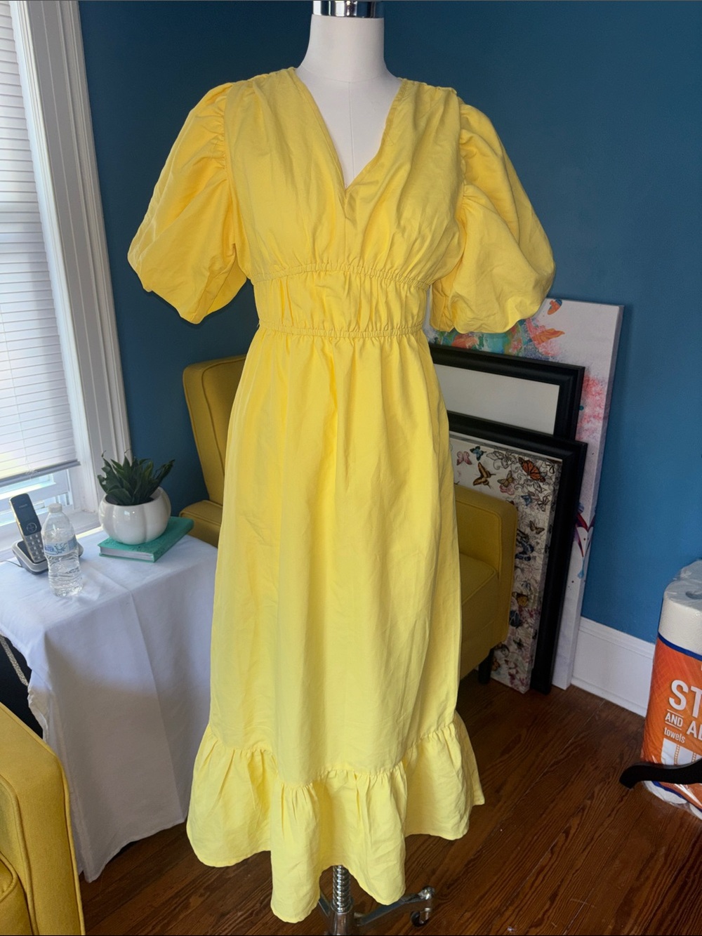 Bright Yellow Puff-Sleeve Midi Dress